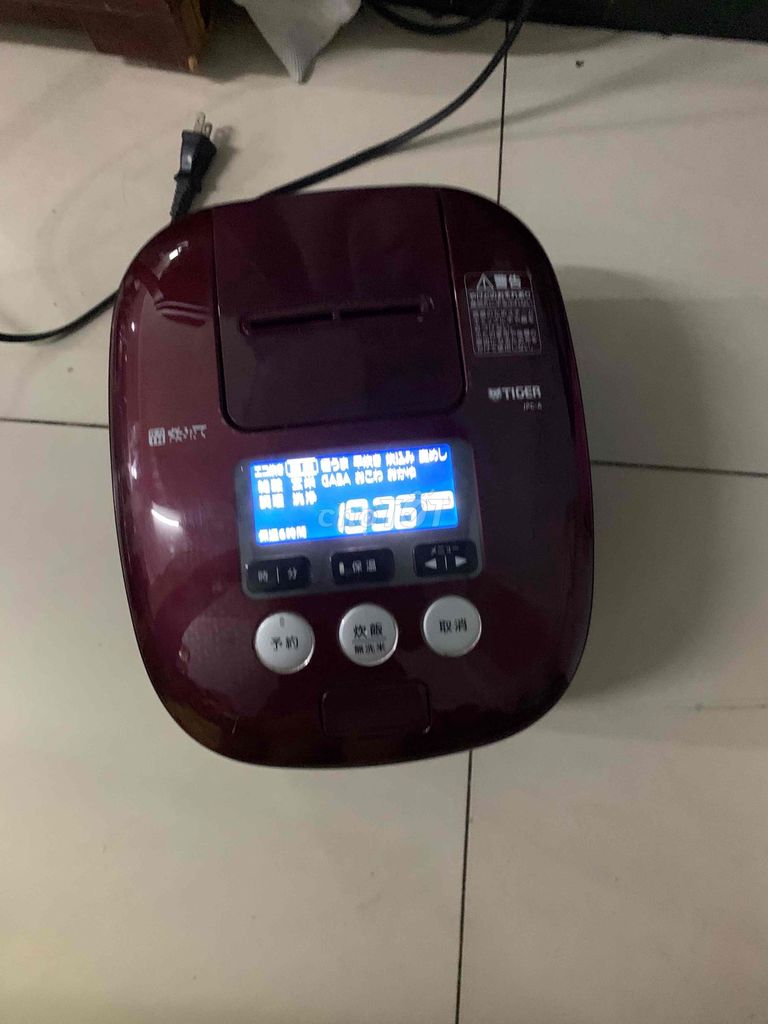 Nồi cơm điện Tiger JPC-A 1 lít Đỏ đô. Mua bán Bếp, lò, đồ điện nhà bếp tại Quận Bình Tân Tp Hồ Chí Minh được đăng bởi Nhuyen thi le huyen hình 1