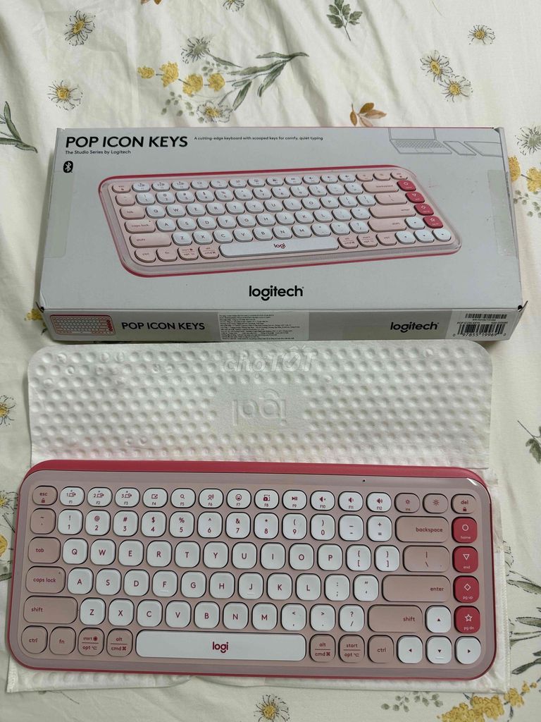 Bàn phím Logitech POP Icon Keys Hồng. Mua bán Phụ kiện (Màn hình, Chuột...) tại Quận 4 Tp Hồ Chí Minh được đăng bởi An Di hình 1