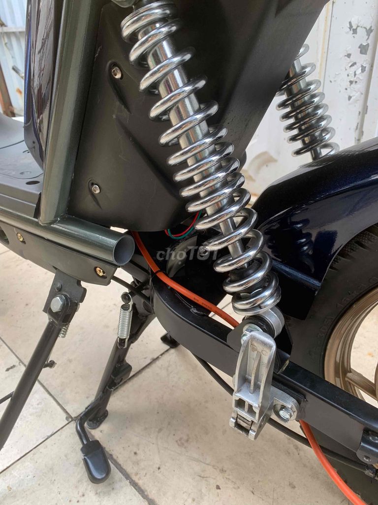 Xe máy điện Xanh tím Đã làm mới 99%. Mua bán Xe điện tại Quận Bình Thạnh Tp Hồ Chí Minh được đăng bởi Minh hình 5