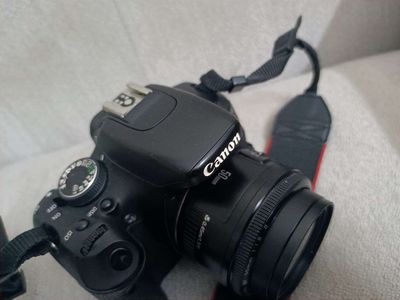 Cả bộ Canon 600D len 50f1.8