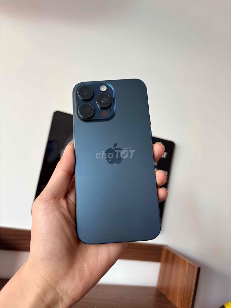 Apple iPhone 15 Pro Max Xanh 256GB. Mua bán Điện thoại tại Quận Thanh Khê Đà Nẵng được đăng bởi NGUYEN HOANG hình 1