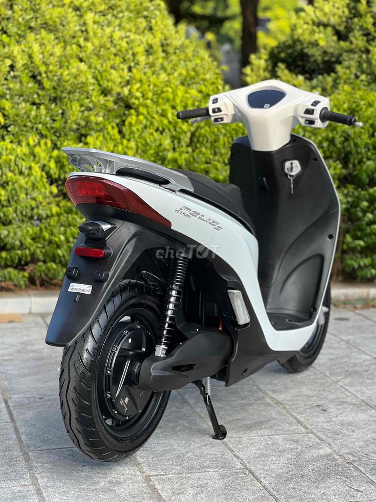 Vinfast Feliz II 2026 Trắng 2500km