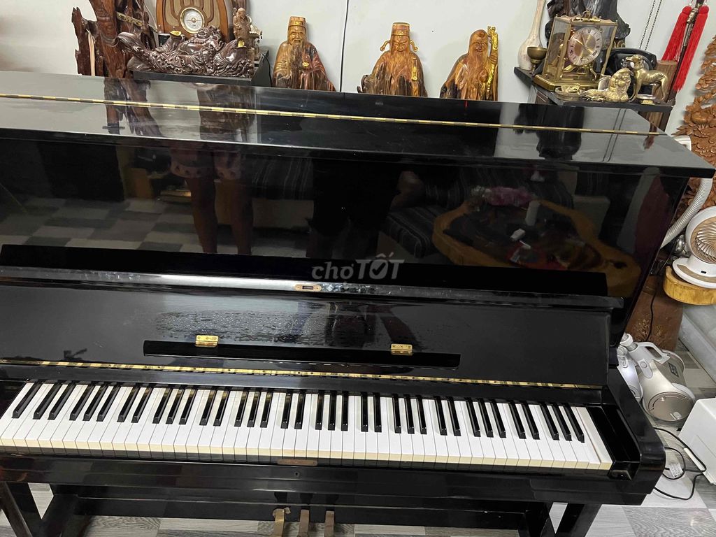 PIANO CƠ APOLLO A5 .