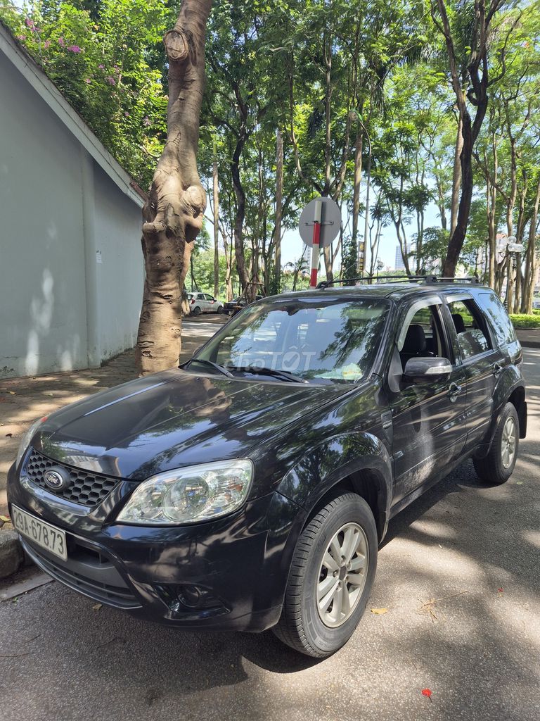 Ford Escape 2013 XLS 2.3 AT 4X2 - 88000 km. Mua bán Ô tô tại Quận Thanh Xuân Hà Nội được đăng bởi Vu Manh Hung hình 8