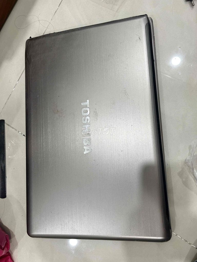Toshiba Xám Hư hỏng. Mua bán Laptop tại Quận Bình Thạnh Tp Hồ Chí Minh được đăng bởi Nguyễn Tiên hình 1