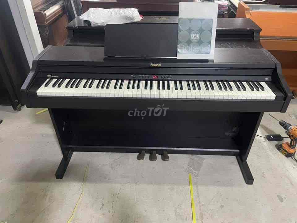 piano rolan Rp301R hàng nhật zin 100%