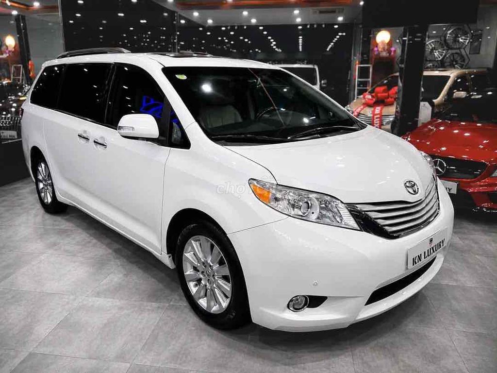 Toyota Sienna Limited AWD 2015 Белая