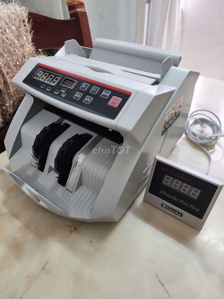 Máy đếm tiền dùng tốt còn rất mới. Mua bán Đồ chuyên dụng, Giống nuôi trồng tại Quận 3 Tp Hồ Chí Minh được đăng bởi minh hình 1