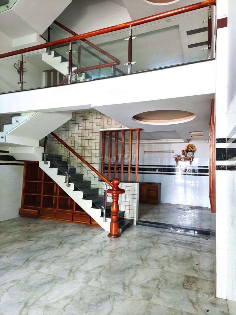 Bán nhà mặt tiền đường nguyễn thị yến, ghềnh ráng, quy nhơn Bán nhà mặt tiền đường nguyễn thị yến, ghềnh ráng, quy nhơn