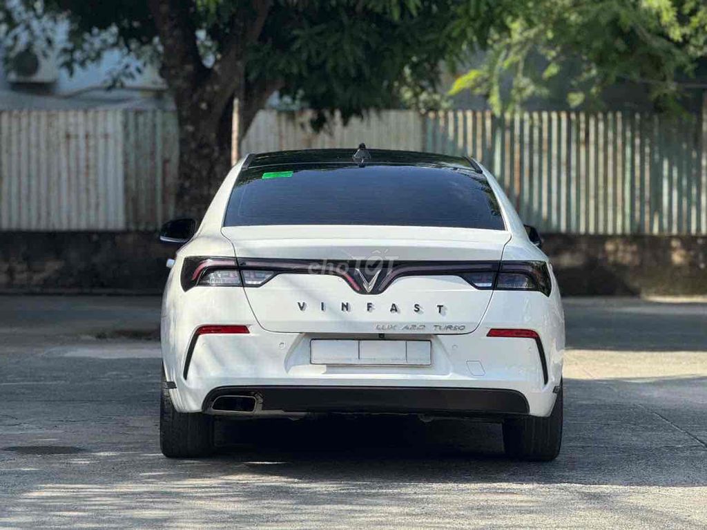 VinFast Lux A2.0 2022 A2.0 Tiêu chuẩn - 100000 km. Mua bán Ô tô tại Quận 12 Tp Hồ Chí Minh được đăng bởi Nam Trường  hình 5