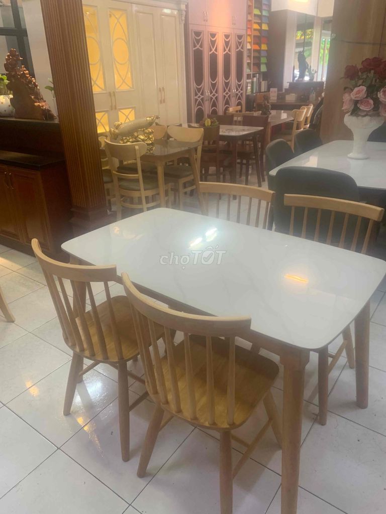 Bàn ăn mặt đá ceramic. Mua bán Bàn ghế tại Quận Tân Bình Tp Hồ Chí Minh được đăng bởi Tuyên hình 1