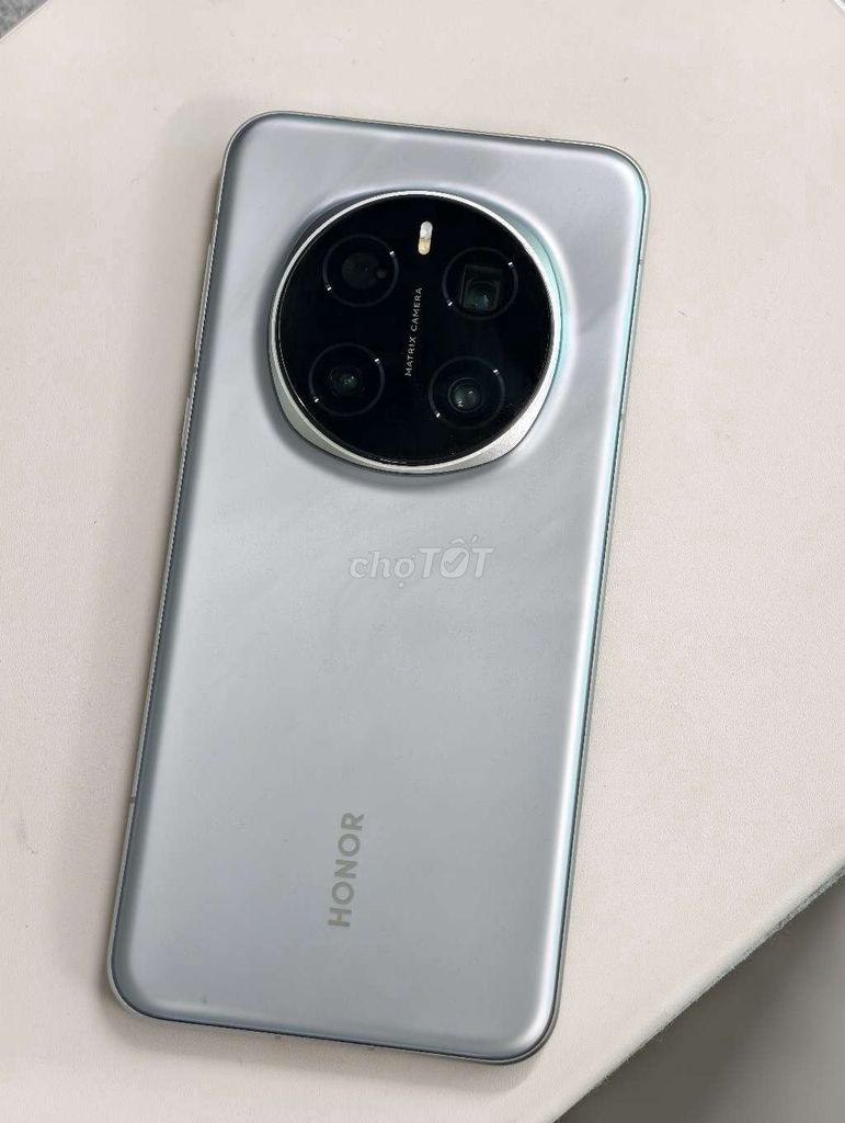 Honor Magic 7 Pro 12GB/256GB Bạc. Mua bán Điện thoại tại Thành phố Thuận An Bình Dương được đăng bởi Nguyễn Mạnh Hoàn hình 1