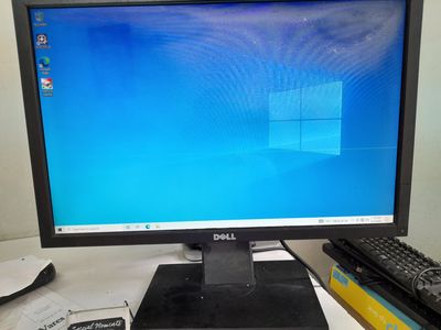 Màn hình dell P2210t chửa cháy  bao xài. Mua bán Phụ kiện (Màn hình, Chuột...) tại Quận 3 Tp Hồ Chí Minh được đăng bởi Nguyen minh