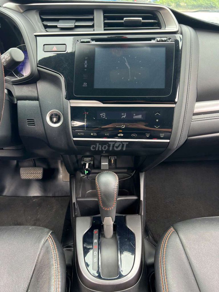 Honda Jazz 2019 1.5 RS - 32000 km. Mua bán Ô tô tại Thành phố Thủ Đức Tp Hồ Chí Minh được đăng bởi BÌNH VÌNH PHÚ CHUYÊN XE LƯỚT BAO TEST HÃNG  hình 9