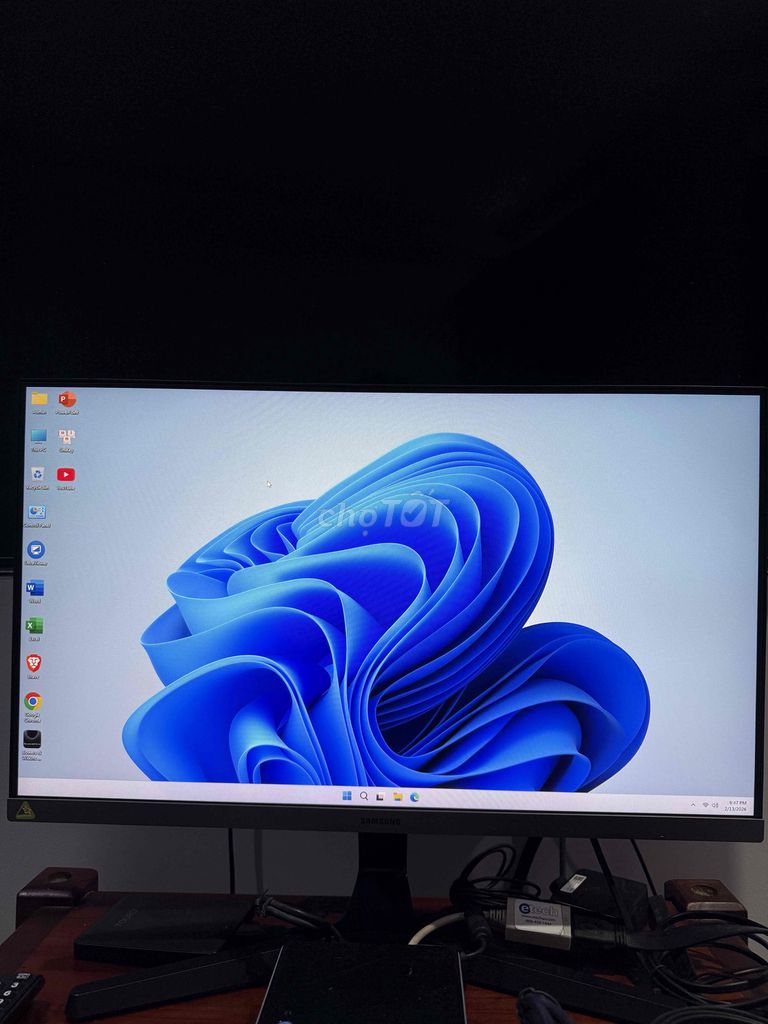 Màn hình Samsung LS24R350FZEXXV 24 inch 95% mới. Mua bán Phụ kiện (Màn hình, Chuột...) tại Quận 8 Tp Hồ Chí Minh được đăng bởi Tiến hình 1