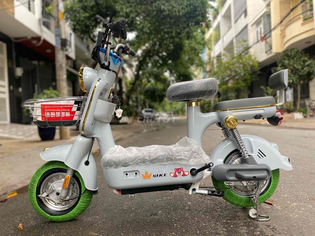 Mocayader i8 Động cơ 600w vận tốc 50km/h