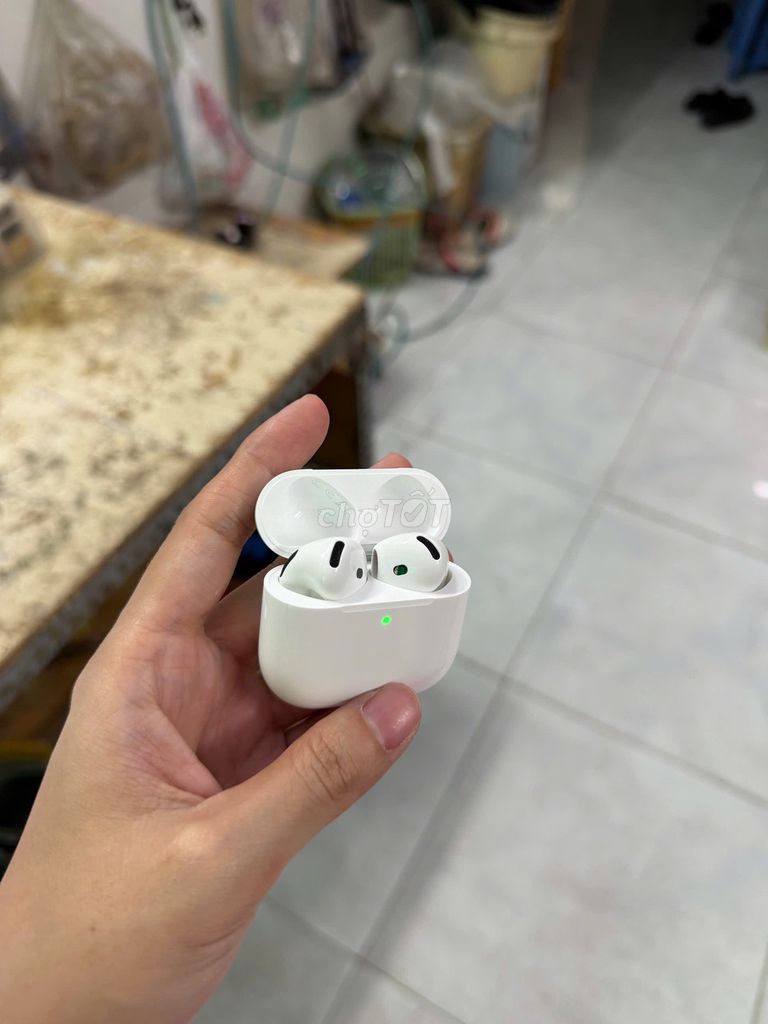 Tai nghe Apple AirPods 4 ANC Trắng Đã sử dụng. Mua bán Tivi, Âm thanh tại Quận Bình Tân Tp Hồ Chí Minh được đăng bởi Nguyễn Xuân hình 1