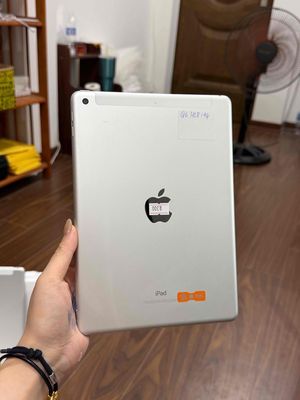 Apple iPad Gen 6 128GB Bạc 9.7 inch