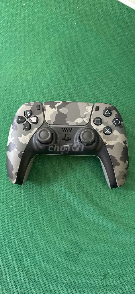 Tay cầm chơi game Sony PS5 DualSense Rằn ri. Mua bán Thiết bị chơi game tại Huyện Châu Phú An Giang được đăng bởi Quân Nguyễn hình 1