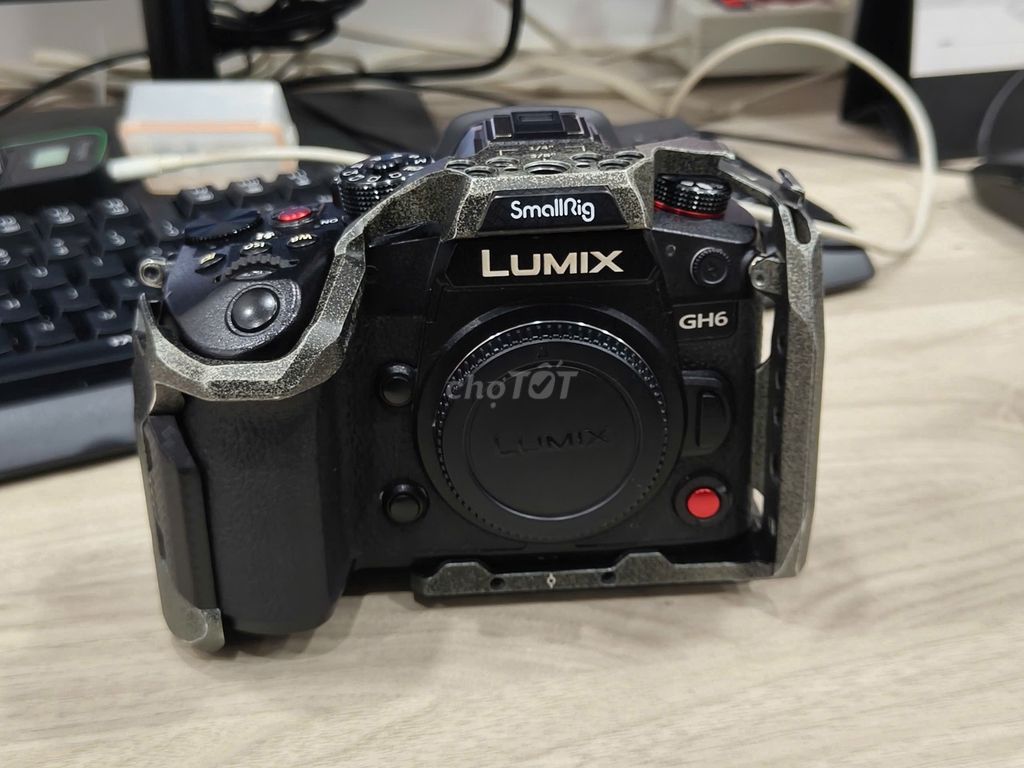 Lumix GH6 + Leica 12 60 + Rig Smallrig. Mua bán Máy ảnh, Máy quay tại Quận Gò Vấp Tp Hồ Chí Minh được đăng bởi Jun hình 1