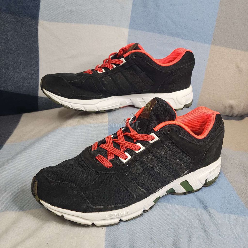 Adidas 102 size 42.5