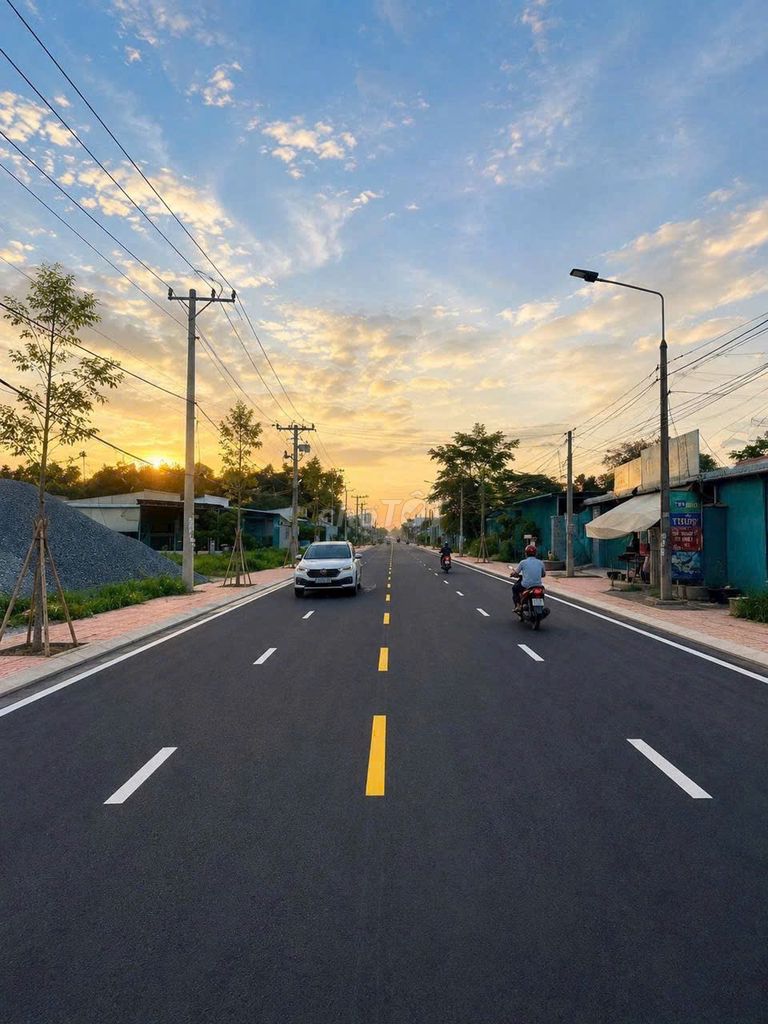 💥6 LÔ ĐẤT NỀN MẶT TIỀN ĐƯỜNG LỚN KINH DOANH ẦM SUẤT