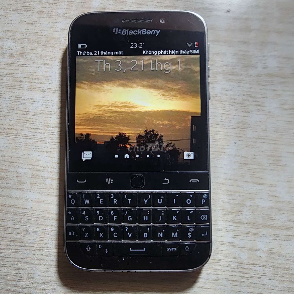 Blackberry Q20 classic