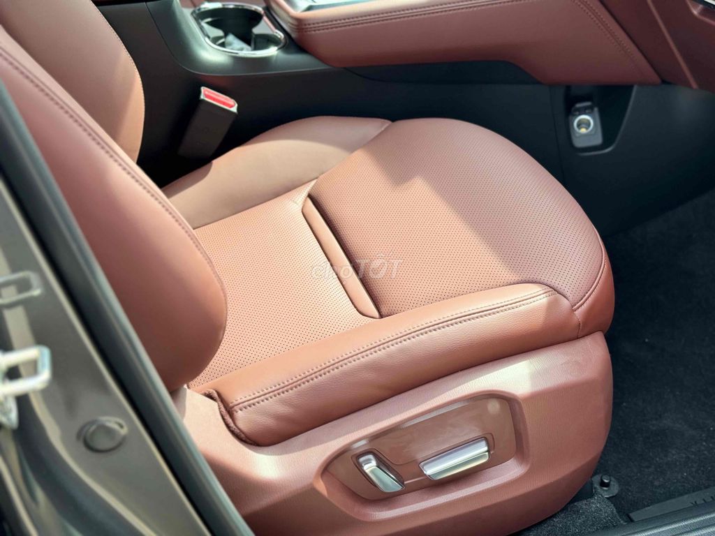 MAZDA CX 8 2025 XE SẴN GIAO NGAY - 260T TRẢ TRƯỚC. Mua bán Ô tô tại Quận Bình Tân Tp Hồ Chí Minh được đăng bởi Phương Kia  Mazda TPHCM hình 9