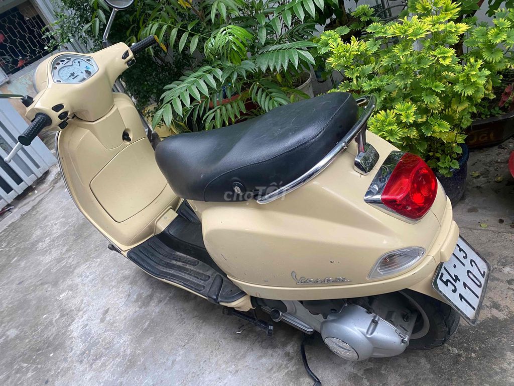 Piaggio Vespa 150 xe nhập biển đẹp 1102. Mua bán Xe máy tại Quận 5 Tp Hồ Chí Minh được đăng bởi JM hình 9