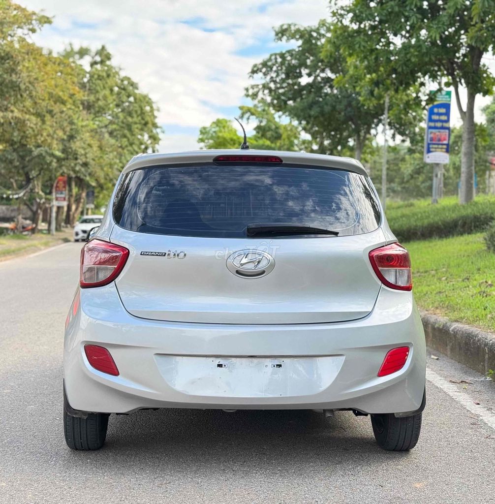 Hyundai Grand i10 2015 1.0 Base - 160000 km. Mua bán Ô tô tại Huyện Sóc Sơn Hà Nội được đăng bởi Anh Chiến hình 5