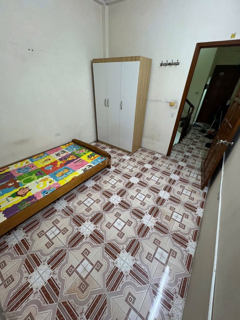 Аренда полностью меблированного номера в хостеле Hoang Mai