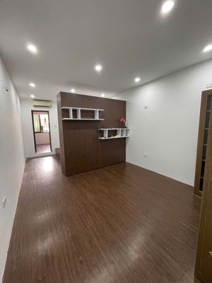 Bán Căn Hộ tập thể, gồm 3 ngủ, 2 wc, phố Nguyễn Trãi,  Thanh Xuân, HN