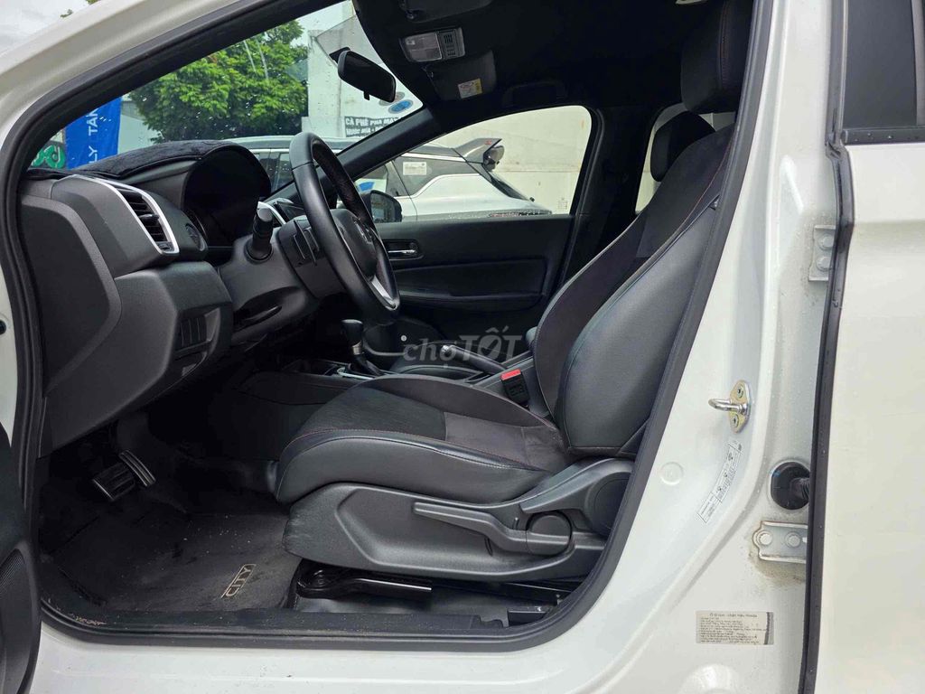 Honda City RS 2023 Trắng 17.000 km. Mua bán Ô tô tại Quận Tân Phú Tp Hồ Chí Minh được đăng bởi Trọng Nghĩa Auto Xe Lướt Miền Nam hình 10