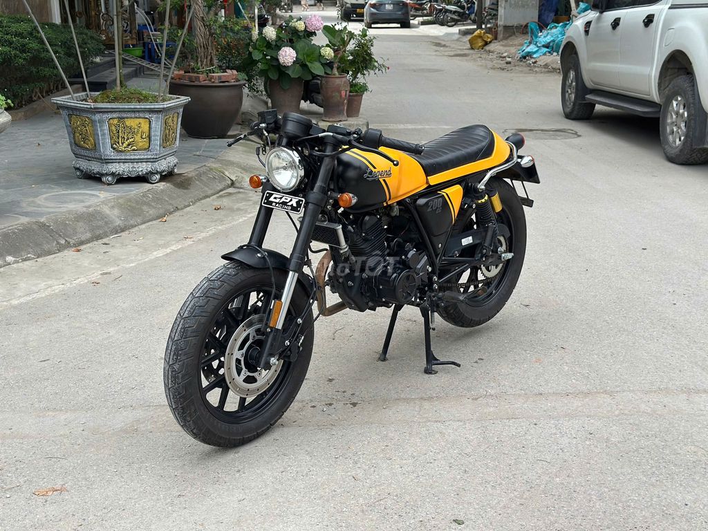 GPX Legend 200 cực chất có trả góp trao đổi ✅. Mua bán Xe máy tại Quận Hoàng Mai Hà Nội được đăng bởi Phú Lý hình 7