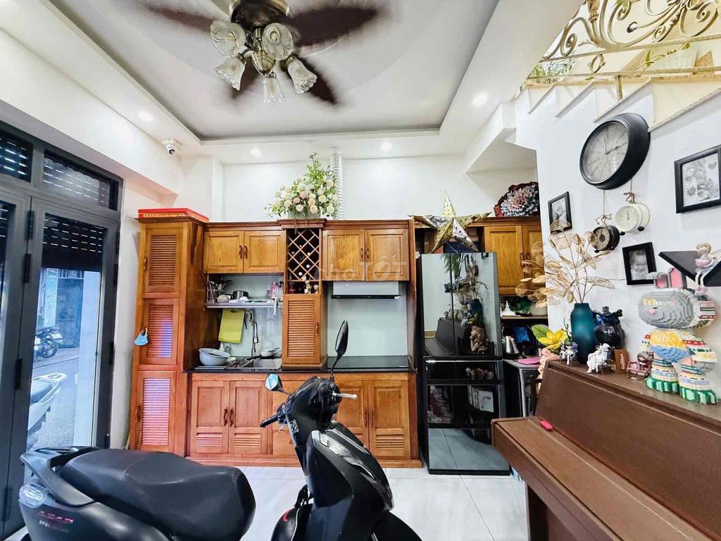 BÁN NHÀ MẶT TIỀN BÙI THỊ XUÂN,HIẾM NGAY TRUNG TÂM TÂN BÌNH CHỈ 5.4 TỶ. Mua bán văn phòng, mặt bằng kinh doanh tại Quận Tân Bình Tp Hồ Chí Minh được đăng bởi Nguyễn Phương hình 2