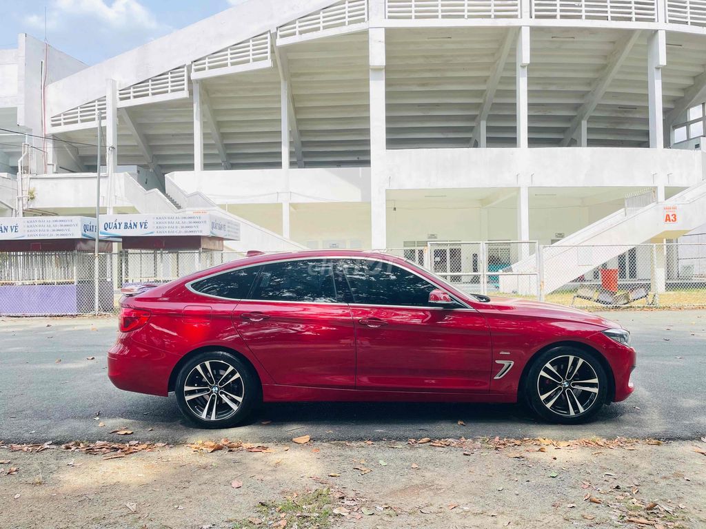 BMW 320 GT. nhập Đức model 2018.. Mua bán Ô tô tại Thành phố Thủ Dầu Một Bình Dương được đăng bởi Hưng hình 7