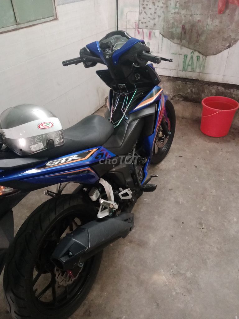 Honda Winner Xanh dương. Mua bán Xe máy tại Thành phố Dĩ An Bình Dương được đăng bởi Nhi Nguyễn hình 3