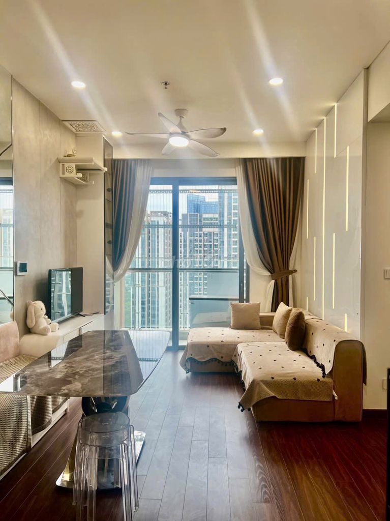 Аренда квартиры 3 спальни Masteri Waterfront, Ocean Park