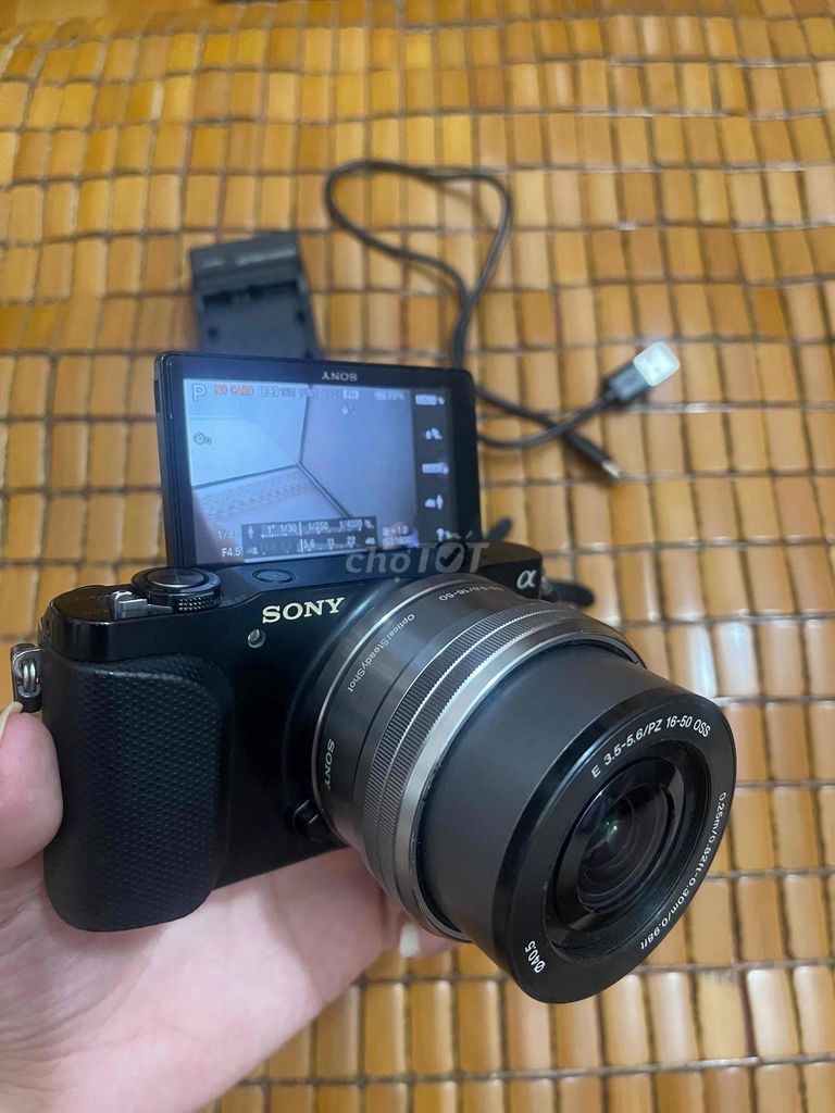 Máy ảnh Sony NEX-3N Đen 16-50mm. Mua bán Máy ảnh, Máy quay tại Quận Hoàng Mai Hà Nội được đăng bởi Đạt hình 1