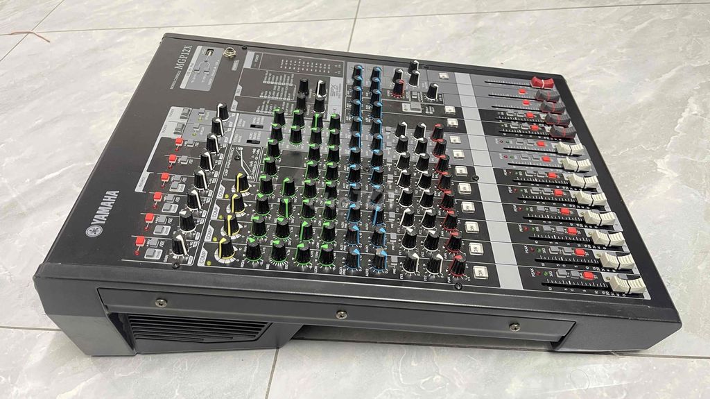 Mixer yamaha MGP-12X. Mua bán Tivi, Âm thanh tại Quận Nam Từ Liêm Hà Nội được đăng bởi Mr event hình 1