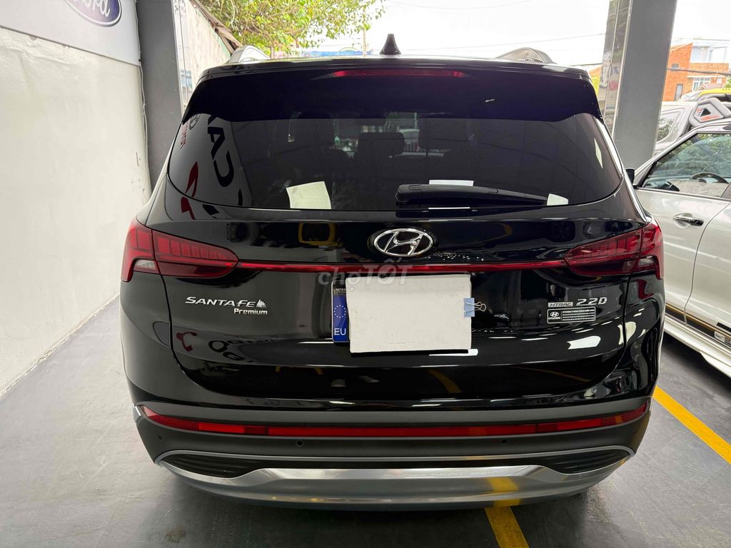 Hyundai Santafe 2022 2.2D Premium Đen 65.000km. Mua bán Ô tô tại Thành phố Thủ Đức Tp Hồ Chí Minh được đăng bởi Bá Lộc hình 3