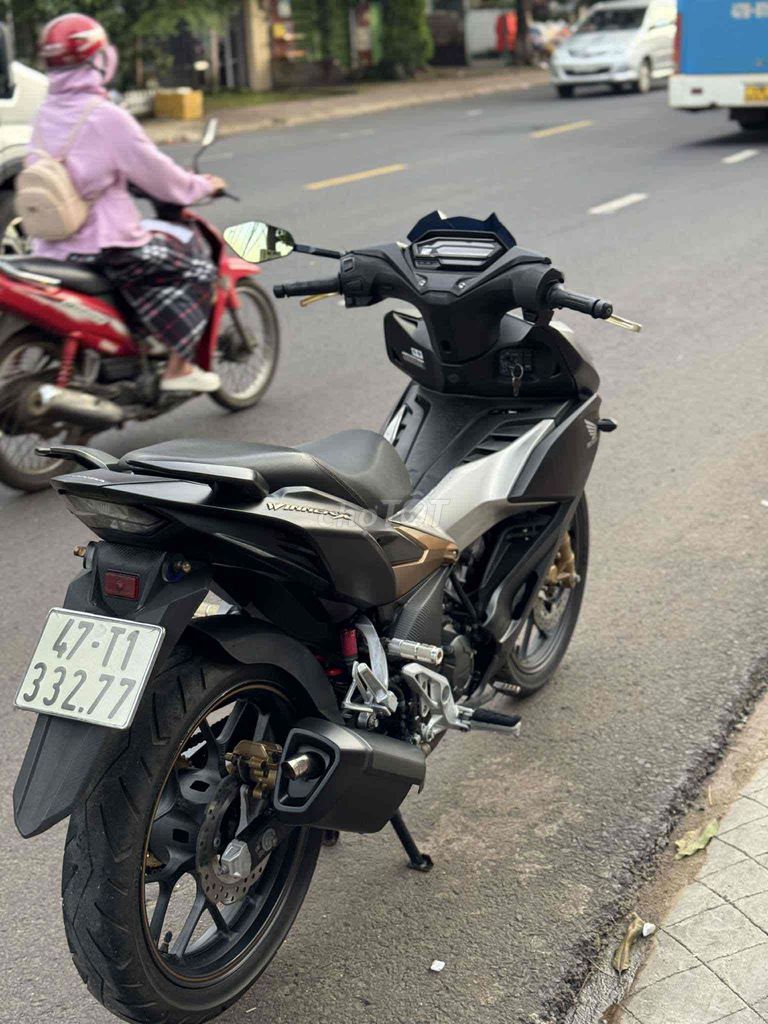 BÁN HONDA WINNER X BẢN ABS CÓ GÓP ĐƯA ÍT LẤY XE. Mua bán Xe máy tại Thành phố Buôn Ma Thuột Đắk Lắk được đăng bởi XE MÁY ĐÔNG TÚ hình 5