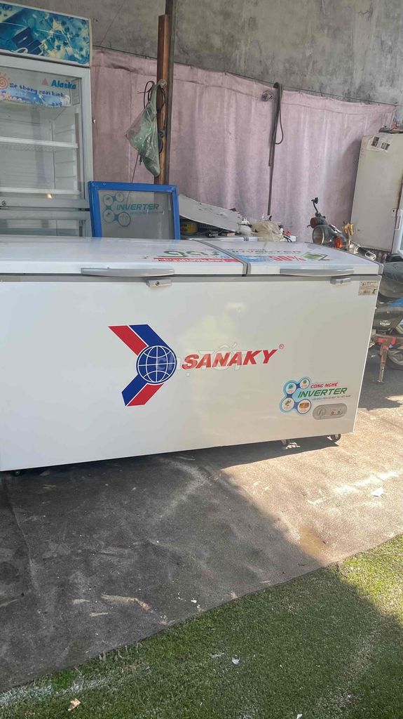 Tủ đông suốt Sanaky inverter 660l zin 100%