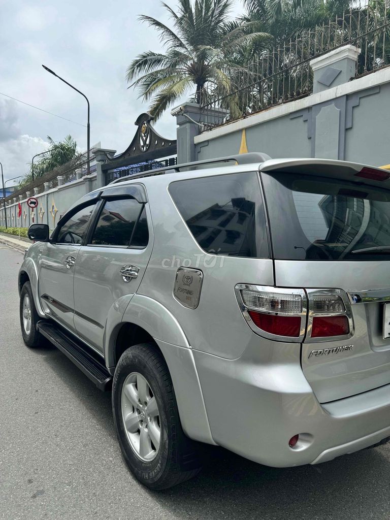 Toyota Fortuner 2011 2.5G 1 Chủ Từ Đầu Cần Bán. Mua bán Ô tô tại Huyện Hóc Môn Tp Hồ Chí Minh được đăng bởi Huy Phát hình 5