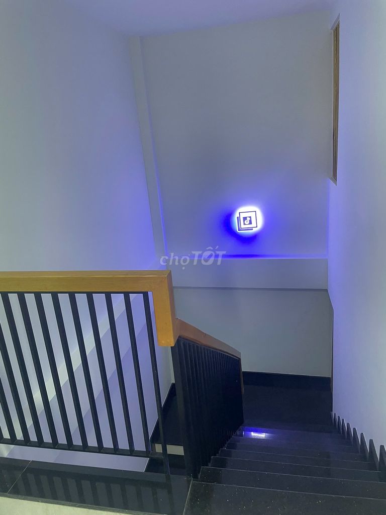 BÁN NHÀ 3 TẦNG SÁT ĐƯỜNG CHÍNH NGUYỄN NHƯ HẠNH GIÁ TỐT. Mua bán Nhà ở tại Quận Liên Chiểu Đà Nẵng được đăng bởi LÊ QUỐC HÙNG hình 4