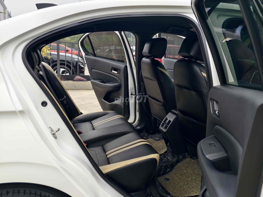 Honda City 2022 RS màu trắng. Mua bán Ô tô tại Quận Long Biên Hà Nội được đăng bởi BON AUTO hình 8