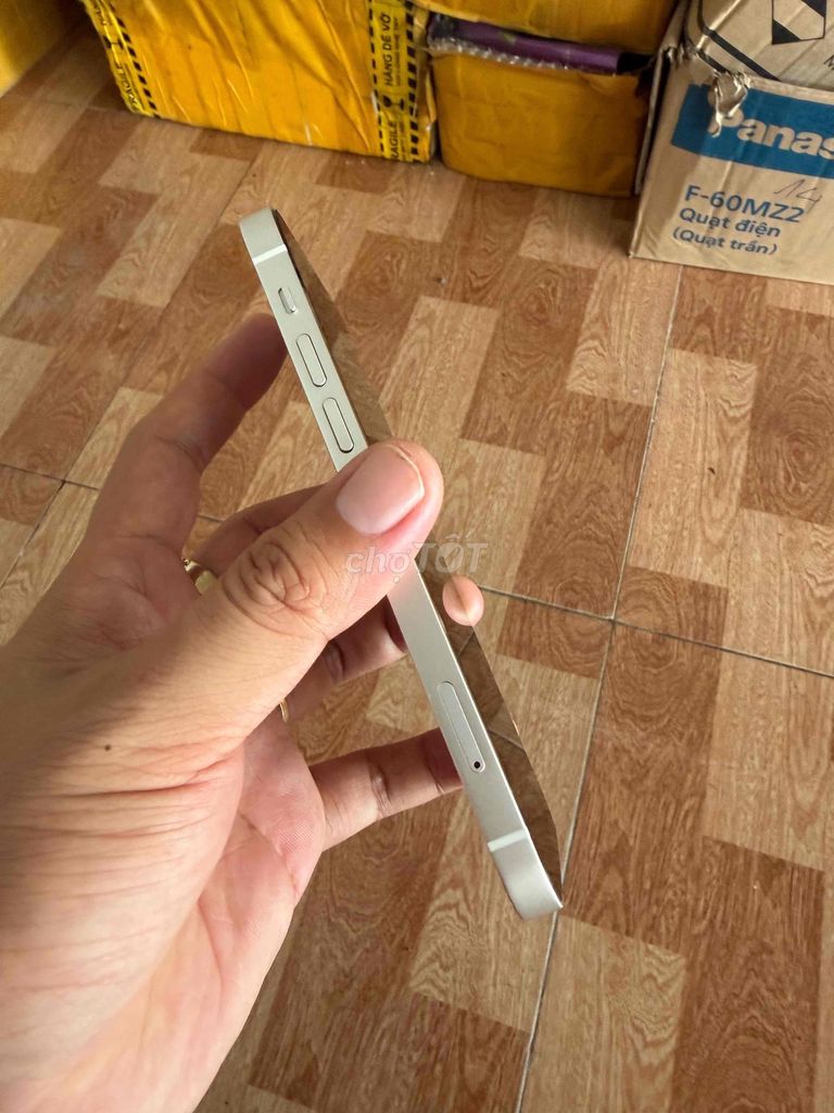 Apple iPhone 12 Trắng Lỗi cam trước sau. Mua bán Điện thoại tại Huyện Cao Lãnh Đồng Tháp được đăng bởi Mobile cao lãnh hình 1