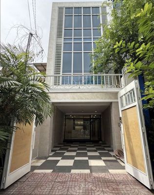 Аренда · 6 комн. · 120 м² · Quận Phú Nhuận, ул. Đường Nguyễn Văn Trỗi