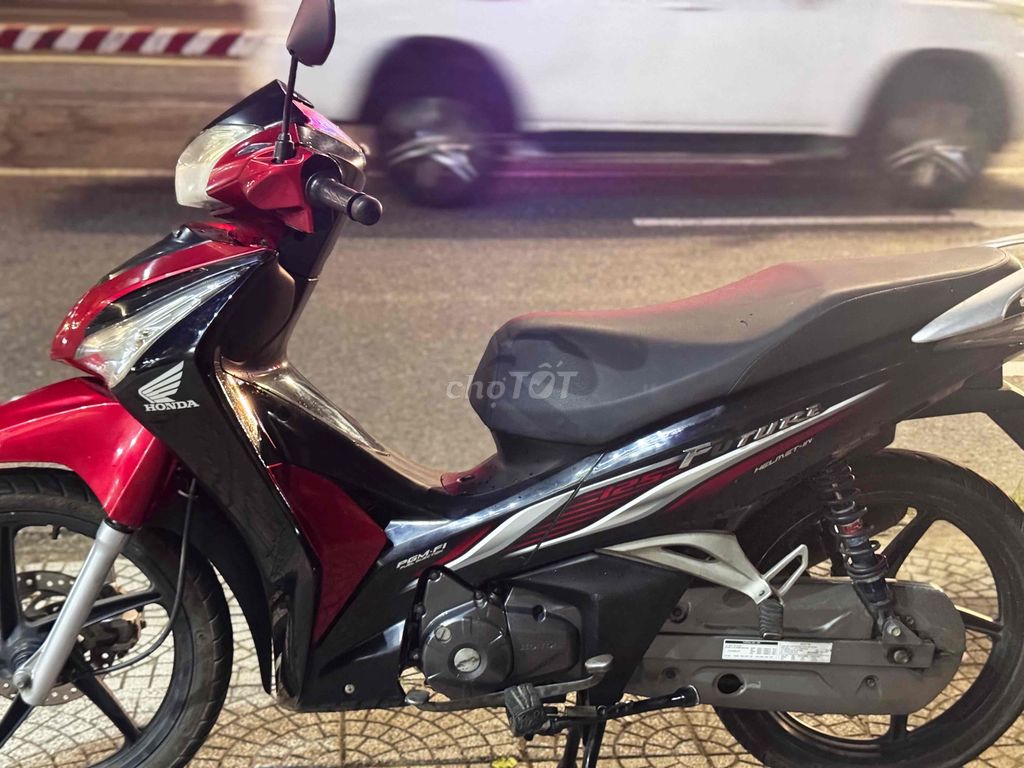 Honda Future 125 Fi красный