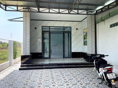 nhà mới xây Ninh Sơn - Tây Ninh, 1,6tỷ, hẻm Xe Hơi
